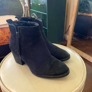 Blondo, Vegas II, Waterproof Bootie, Size 8, Black
